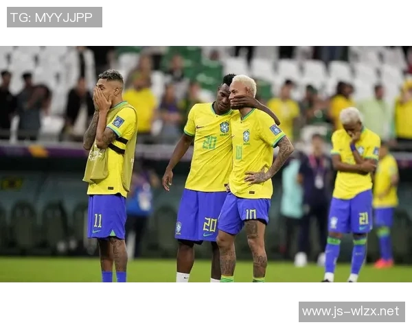 圣保罗与华斯高激战正酣谁能在这场较量中笑到最后